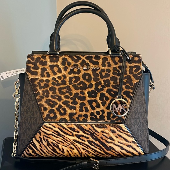 Michael Kors Purse/Leopard Print - Picture 1 of 4